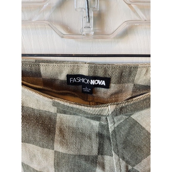 Fashion Nova Mini‎ Skirt Size Large - Picture 2 of 4
